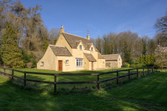 Hollybush-Cottage-Didmarton-GL9-1DW-1