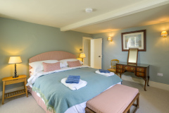 Hollybush-Cottage-Didmarton-GL9-1DW-26