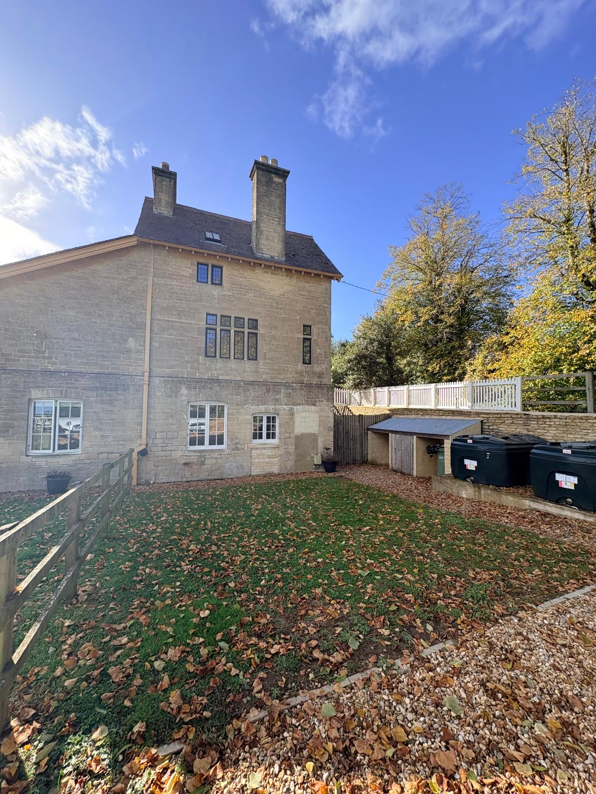 One-Bedroom Studio To Rent | Badminton, South Gloucestershire